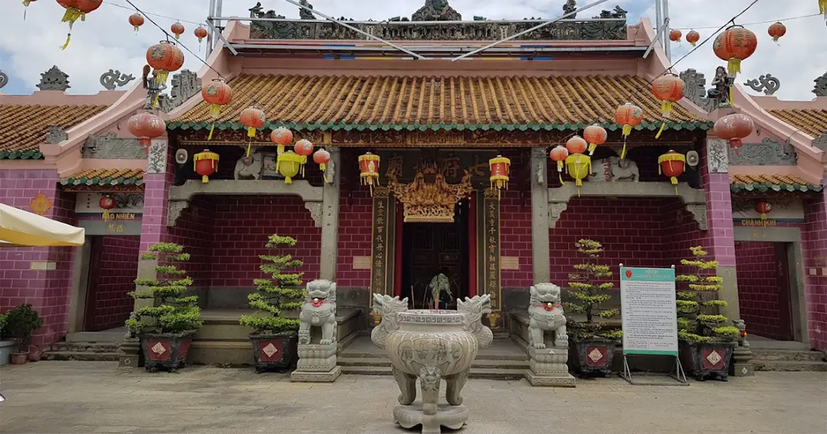 Cổng chùa Chùa Ông Biên Hòa Đồng Nai