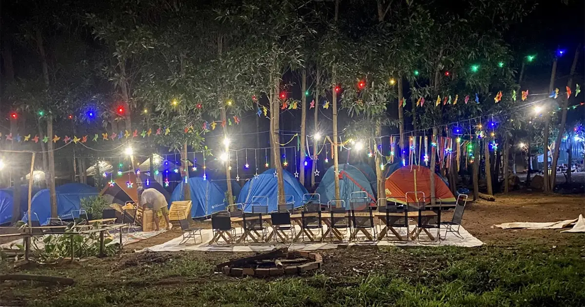 Bãi cắm trại Holiday Camping