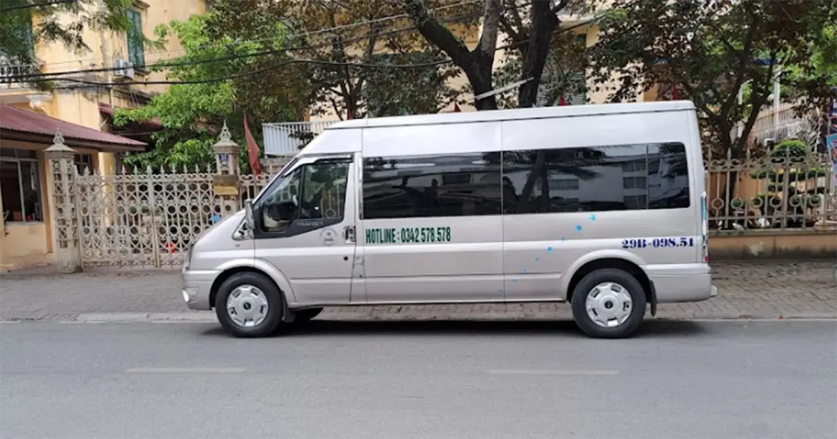 Nhà xe Hoàng Dương