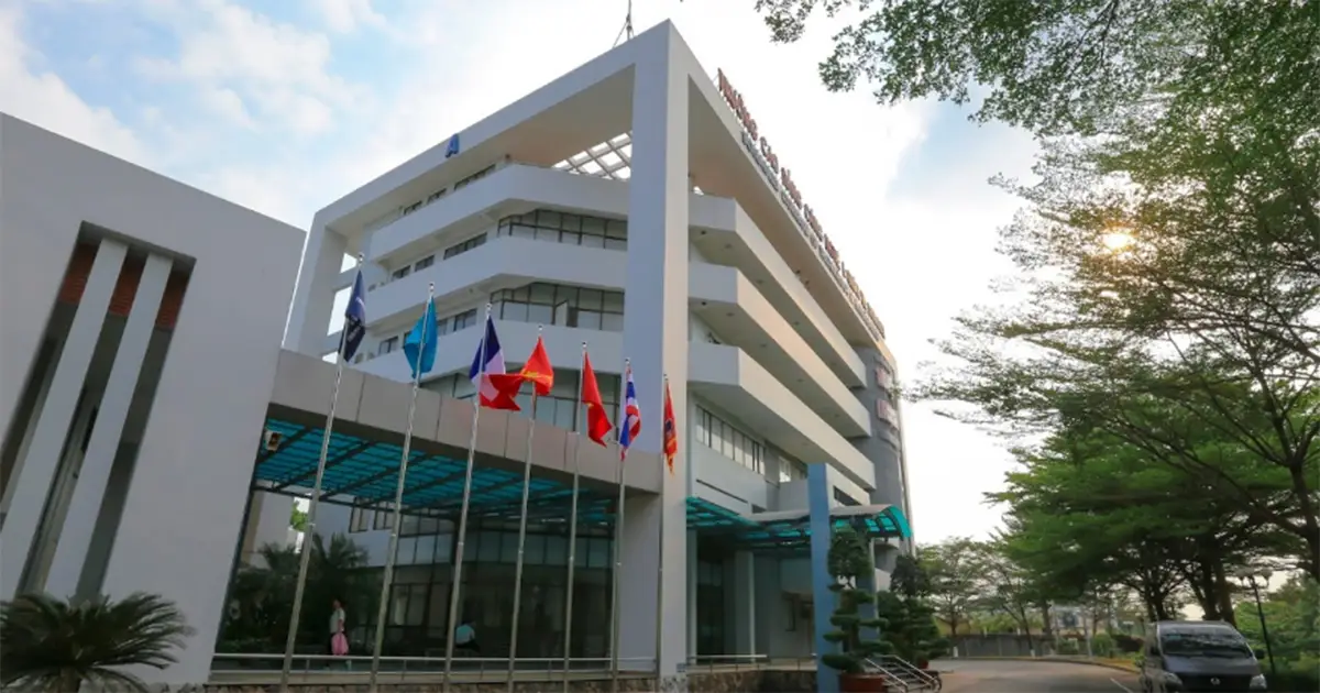 Trường Cao đẳng Công nghệ và Quản trị Sonadezi