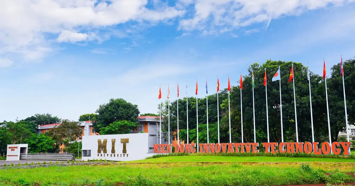 Trường Đại học Công Nghệ Miền Đông