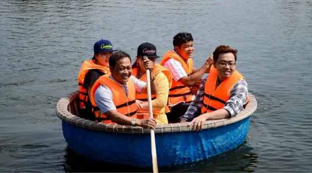 Chèo thuyền thúng