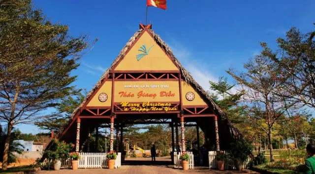 Giới thiệu về khu du lịch Thác Giang Điền