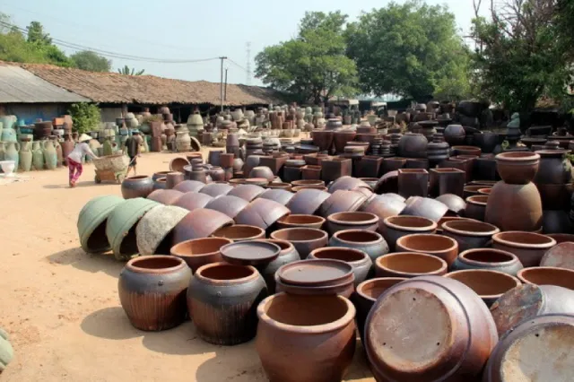 Thời gian mở cửa và giá vé tham quan Làng gốm Biên Hòa mới nhất