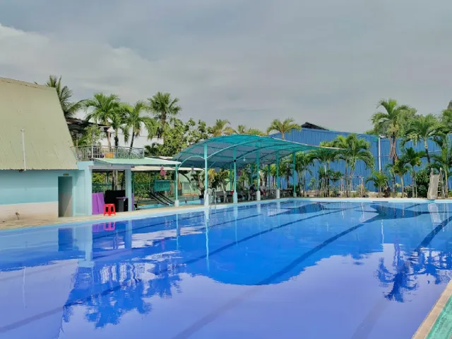 Hồ bơi Thanh Vân Long Thành