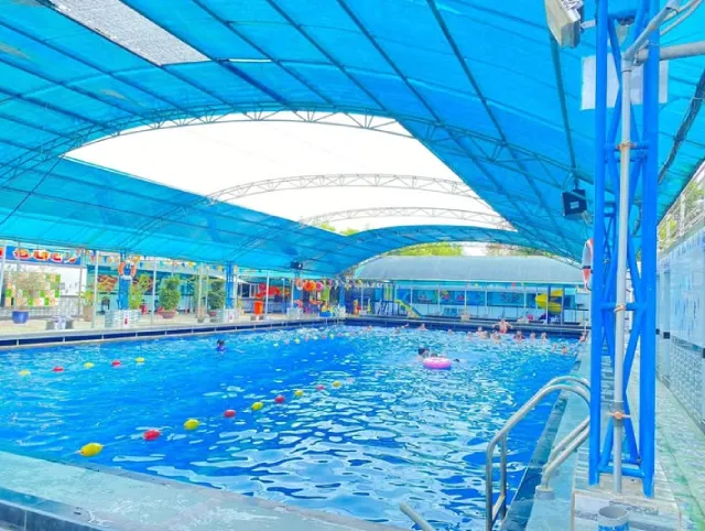 Hồ bơi Trần Đức Long Thành