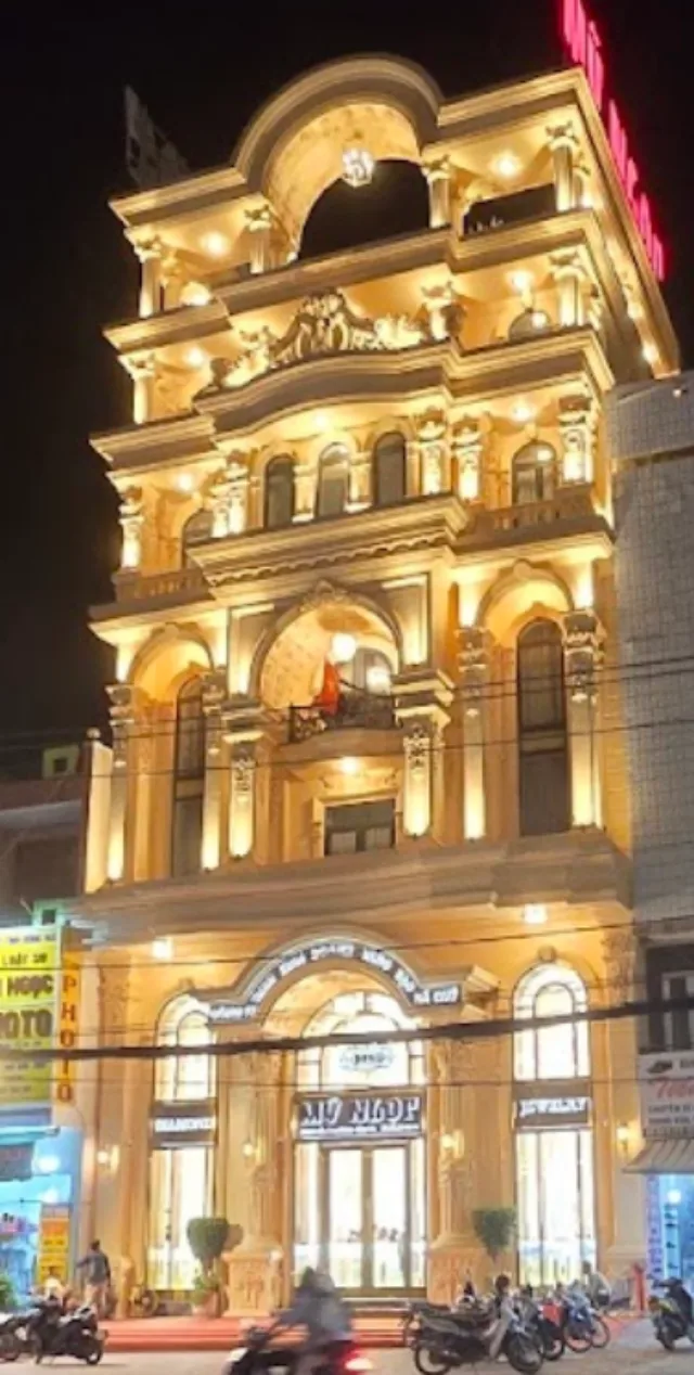 Tiệm vàng Mỹ Ngọc Long Thành 